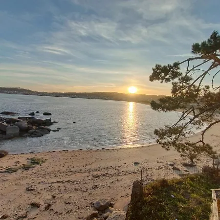 Mar De Arousa Апартаменты *